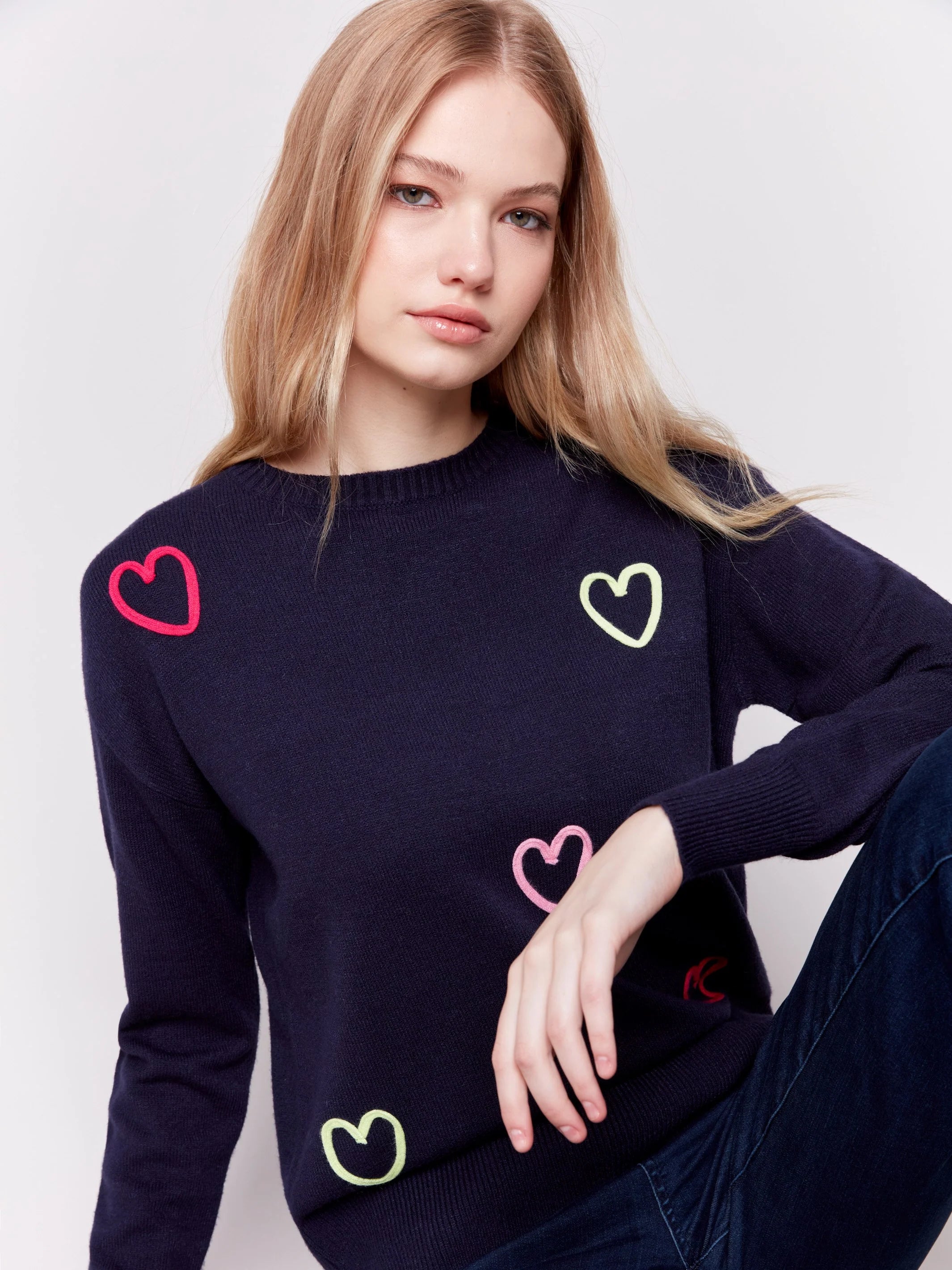 C.B C2605R Sweater with Embroidered Hearts Bohemian Women's Free